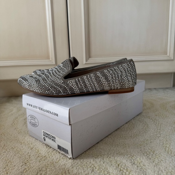 Sparkly Smoker Pewter Mules - Picture 4 of 7